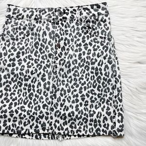 & Denim Leopard Print Denim Mini Skirt White and Black Size 2